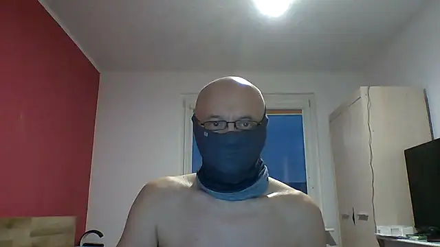 Snapshot of ruplumber chatting on August 8, 2:57 am ruplumber online show from August 8, 2:57 am