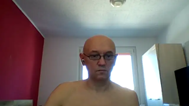 Snapshot of ruplumber chatting on August 9, 12:10 pm ruplumber online show from August 9, 12:10 pm