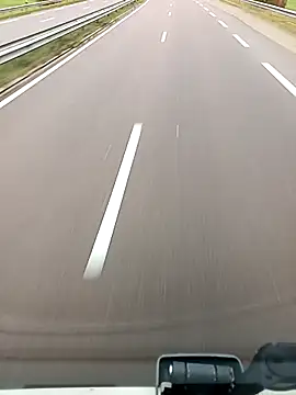 Snapshot of Dam70 chatting on October 30, 7:43 am Dam70 online show from October 30, 7:43 am