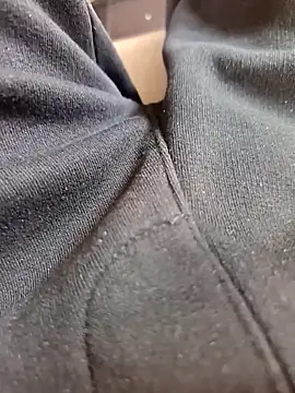 Snapshot of Dam70 chatting on November 11, 12:16 pm Dam70 online show from November 11, 12:16 pm