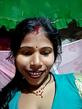 Snapshot of Miss_triha chatting on March 15, 1:08 am Miss triha online show from March 15, 1:08 am