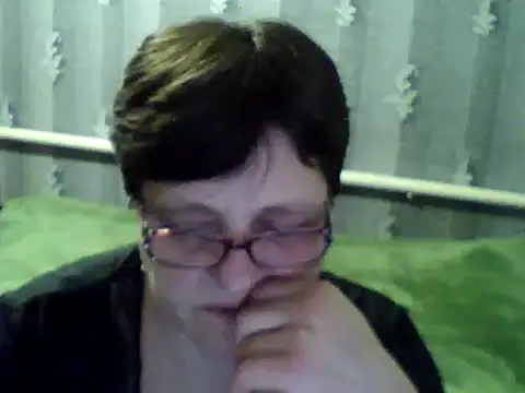 Snapshot of ElzaJewel chatting on March 18, 8:04 pm ElzaJewel online show from March 18, 8:04 pm