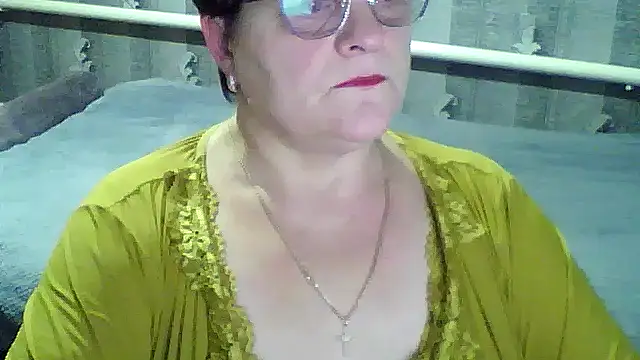 Snapshot of ElzaJewel chatting on November 13, 7:02 pm ElzaJewel online show from November 13, 7:02 pm