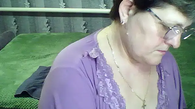 ElzaJewel online show from March 31, 12:27 pm