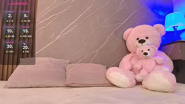 ariana jhonson1 online show from February 18, 12:23 pm