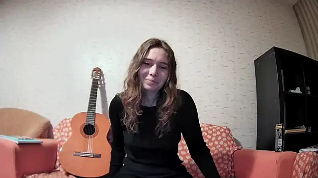 girliemilk online show from February 15, 3:28 pm