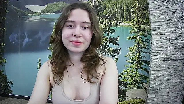 girliemilk online show from March 8, 4:22 pm