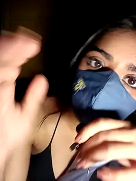 RAYI 01 online show from March 22, 6:14 pm