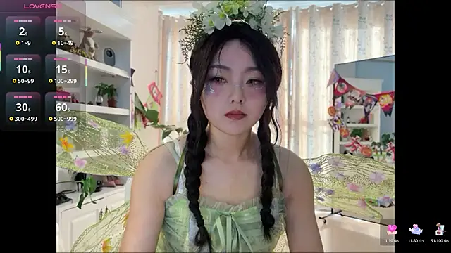 Snapshot of nanaliu6 chatting on October 26, 8:42 am nanaliu6 online show from October 26, 8:42 am