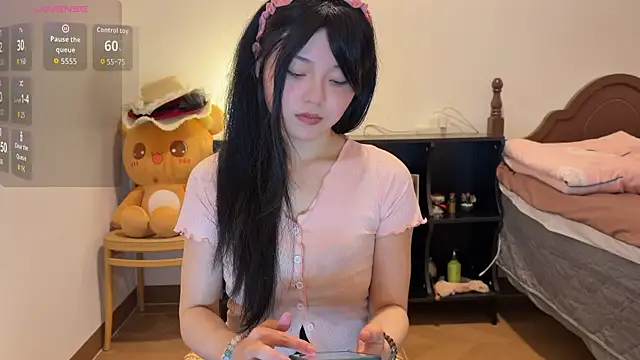 nanaliu6 online show from March 14, 9:15 am