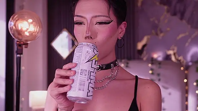 soidai miiu online show from February 5, 9:52 pm