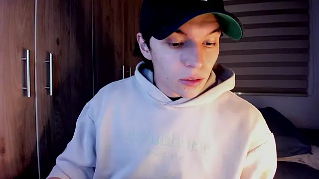 Mastrangelo xxx online show from March 6, 4:09 am