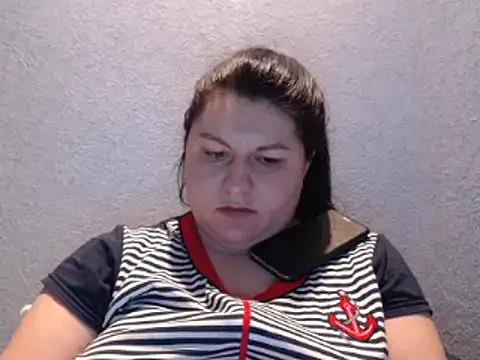 KiraSwee online show from March 5, 5:50 pm