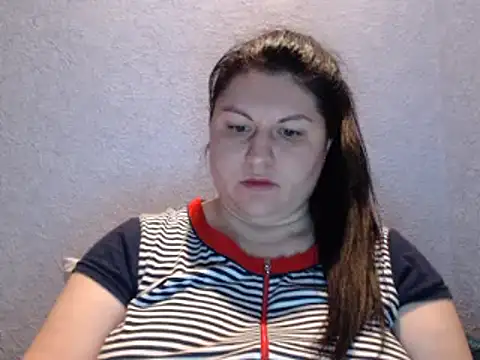 KiraSwee online show from September 27, 4:01 pm