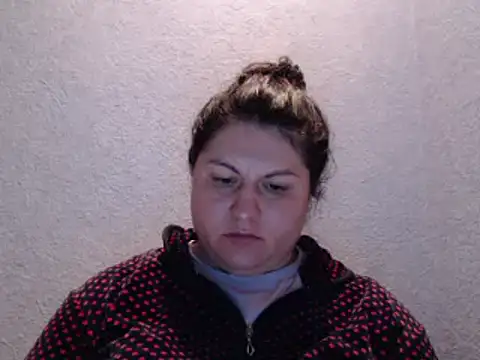 KiraSwee online show from October 7, 4:37 pm