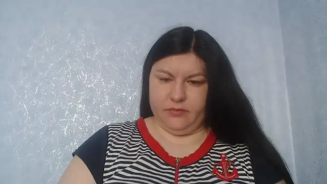 KiraSwee online show from January 12, 7:24 am