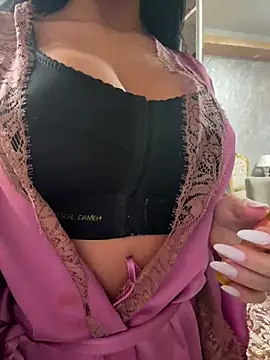 AlessiaExquisit online show from January 12, 8:25 pm