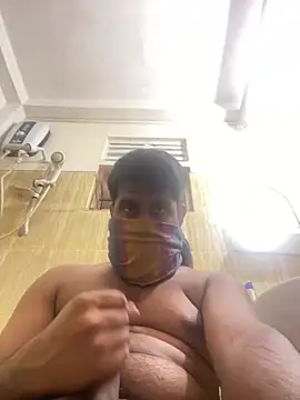 Snapshot of sixinchespaka chatting on February 25, 5:47 pm sixinchespaka online show from February 25, 5:47 pm