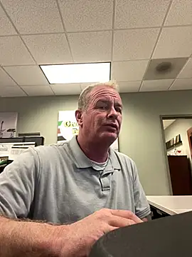 hintly online show from March 11, 9:10 pm