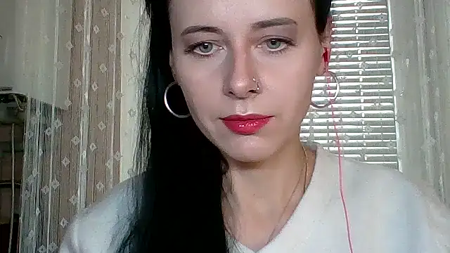 LuminousLady online show from October 29, 10:17 am