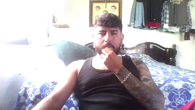 Snapshot of dickman10 chatting on July 13, 6:55 pm dickman10 online show from July 13, 6:55 pm