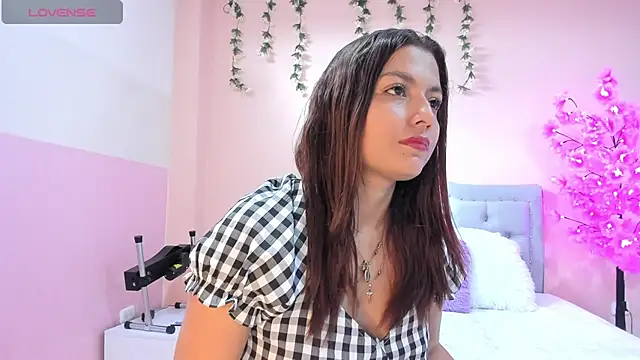 littletammy4u  online show from October 9, 12:36 pm