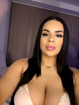 Snapshot of mrsbellanova chatting on October 27, 10:47 pm mrsbellanova online show from October 27, 10:47 pm