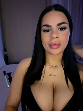 Snapshot of mrsbellanova chatting on November 6, 11:04 pm mrsbellanova online show from November 6, 11:04 pm