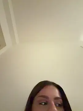 mrsbellanova online show from June 29, 11:27 pm