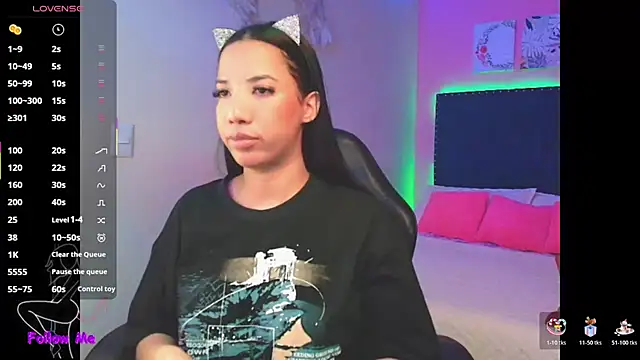 SallyWhitee online show from November 30, 3:54 am