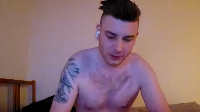 Foxtrott 242 online show from February 22, 12:34 am