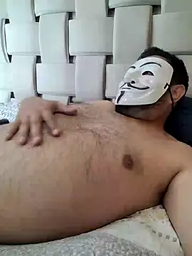 El inge oso online show from February 3, 9:50 pm