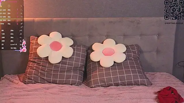 soft babe online show from December 18, 10:05 pm