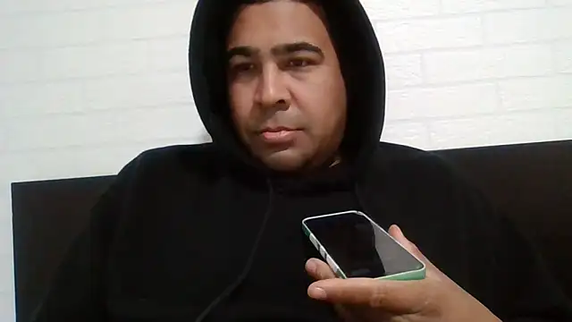 Snapshot of xhoco14 chatting on February 7, 5:18 pm xhoco14 online show from February 7, 5:18 pm