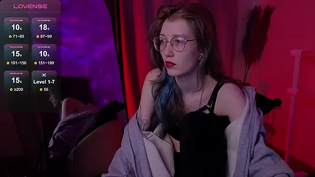 Snapshot of lissaros chatting on November 20, 4:56 am lissaros online show from November 20, 4:56 am