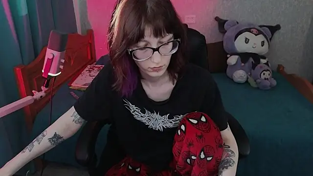 Snapshot of lissaros chatting on June 11, 3:54 pm lissaros online show from June 11, 3:54 pm