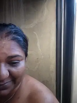 Snapshot of SophieStarShine chatting on October 7, 3:42 pm SophieStarShine online show from October 7, 3:42 pm