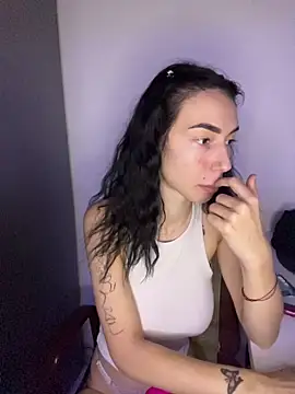 Celine Roxelle online show from November 27, 1:24 pm