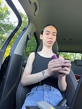 Snapshot of Celine_Roxelle chatting on May 14, 2:57 pm Celine Roxelle online show from May 14, 2:57 pm