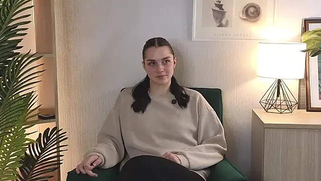 GarynDilley online show from February 7, 11:34 am