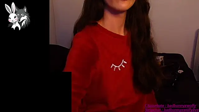 Snapshot of BadBunnyXWolfyLive chatting on October 4, 3:43 pm BadBunnyXWolfyLive online show from October 4, 3:43 pm