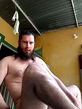 Snapshot of Alfredoloza chatting on February 14, 6:48 pm Alfredoloza online show from February 14, 6:48 pm