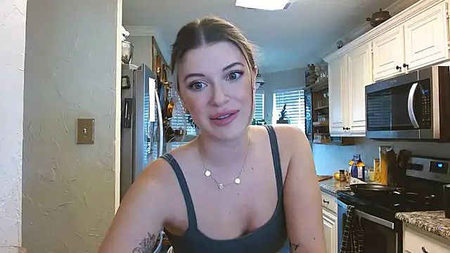 rileydepp online show from February 25, 10:29 pm