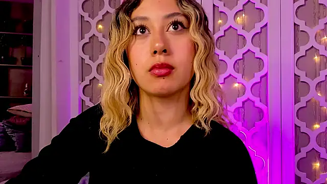 cloe palmer online show from February 6, 12:11 am