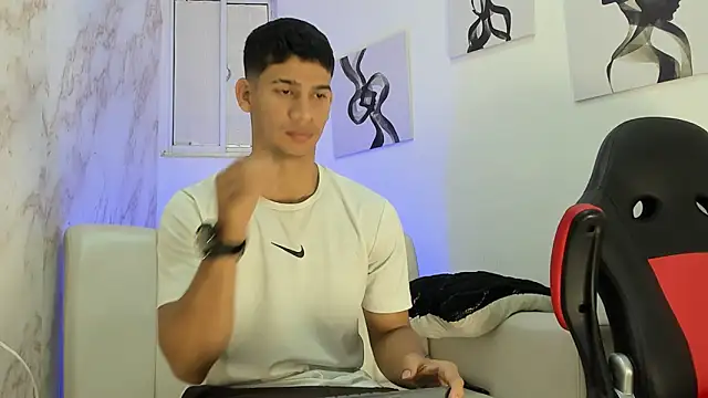 Snapshot of ANDRES_STUD chatting on November 18, 12:42 pm ANDRES STUD online show from November 18, 12:42 pm