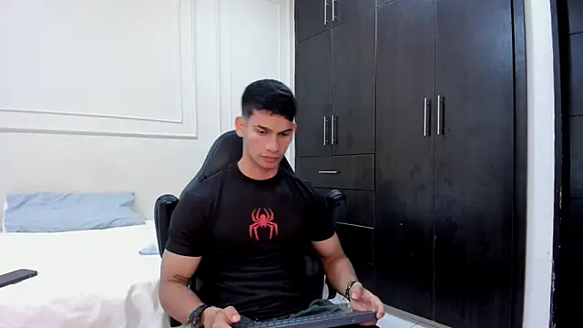 ANDRES STUD online show from April 3, 3:48 am