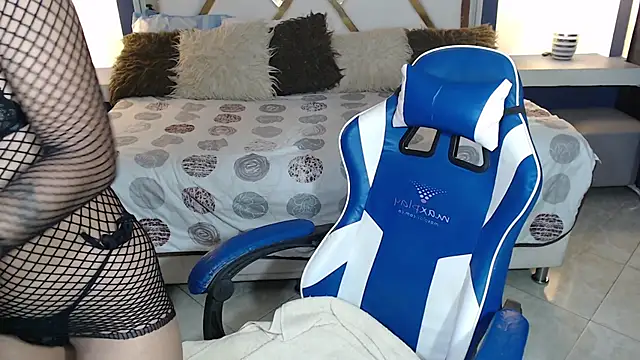 julieta fn online show from March 15, 2:14 am