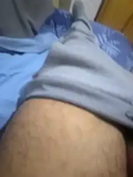 Snapshot of Sexhamza32 chatting on May 16, 6:17 pm Sexhamza32 online show from May 16, 6:17 pm