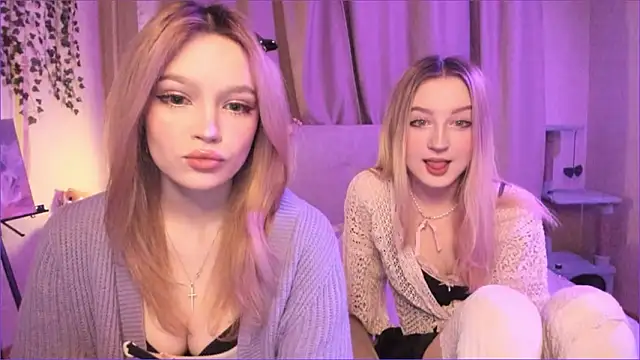 Snapshot of margorazentals chatting on February 1, 10:08 pm margorazentals online show from February 1, 10:08 pm