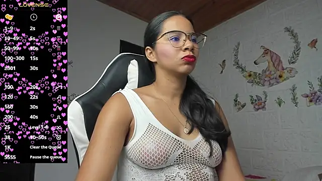alisson hoffman05 online show from July 9, 11:09 pm